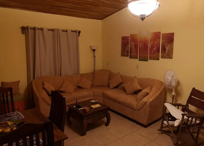 Blue Bungalow Lodge